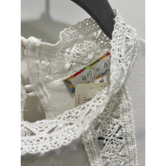 NWT Anthropologie Eri + Ali White Rayne Swing Top Long Sleeve Ruffle Hem Sz M - Picture 3 of 10